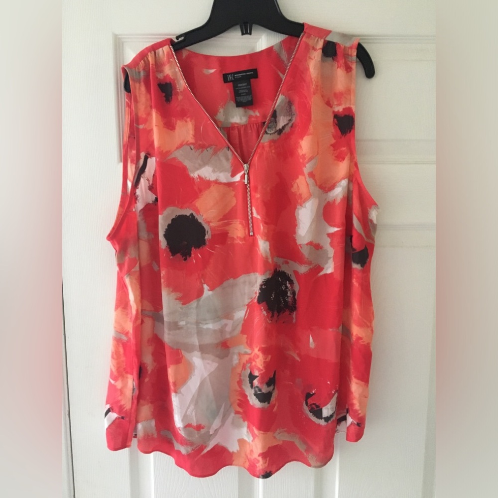 Sz 20W INC tank top